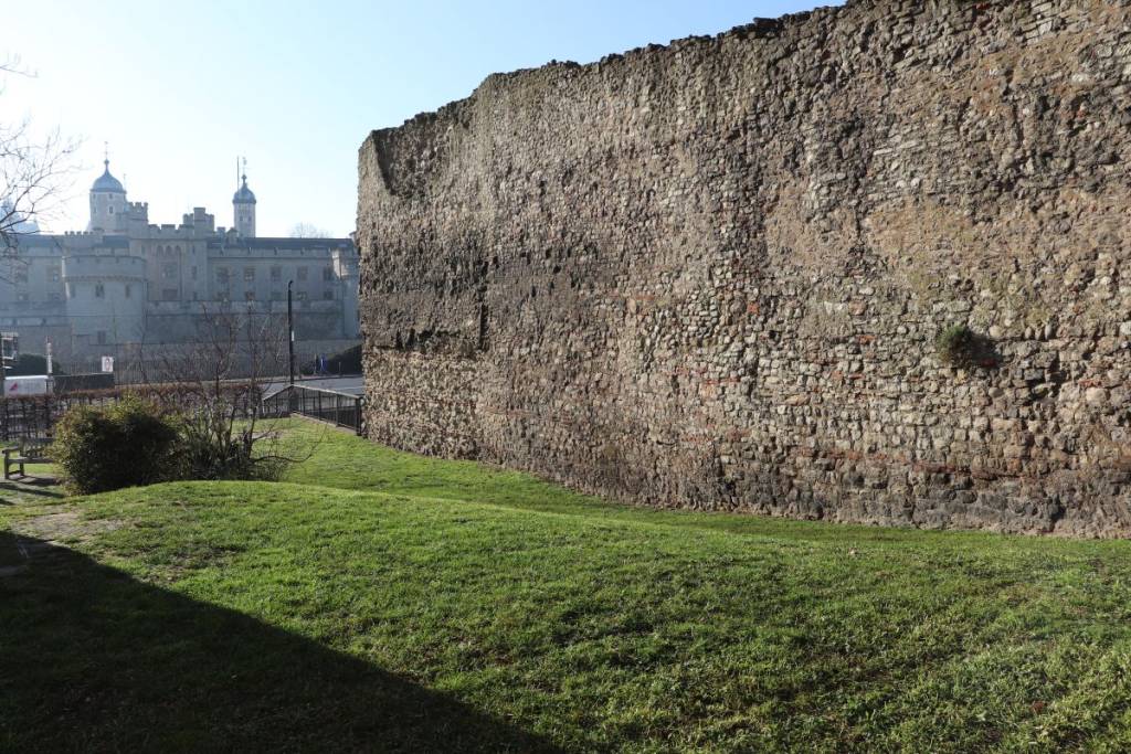 There’s a small section of Roman Wall hidden in plain sight inside this central London tube station – and thousands of commuters walk straight past the ancient relic without even noticing