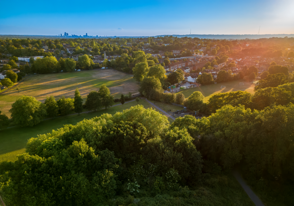 ein Blick aus der Vogelperspektive auf die Grünflächen in Bromley
