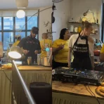 "Cooking on Decks" porta i DJ dal vivo nelle cucine di Londra