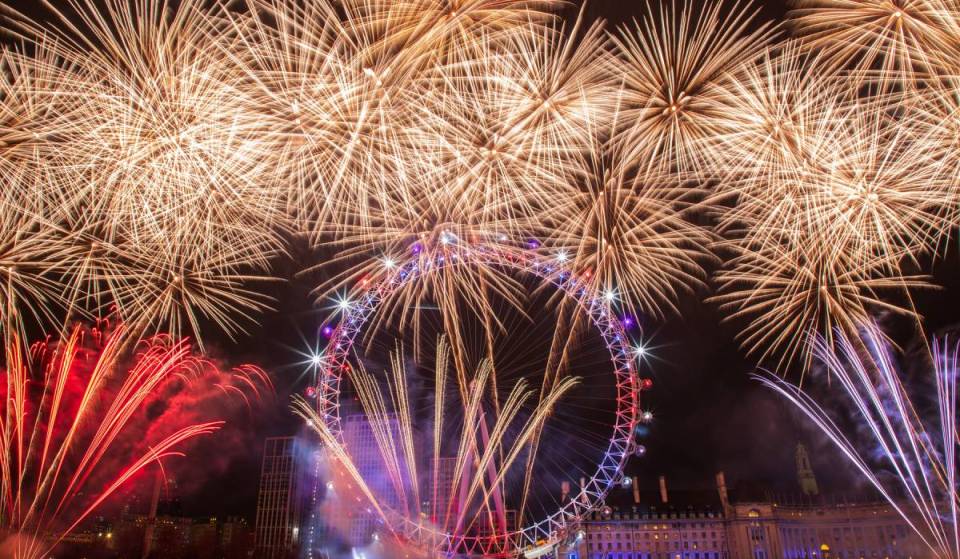 Todo lo que sabemos sobre los fuegos artificiales de Nochevieja del alcalde de Londres: cómo conseguir entradas, dónde verlos, restricciones de las entradas y descuentos para los londinenses