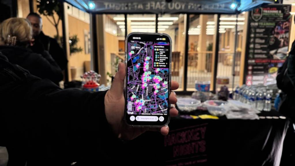 hackney night map on a phone