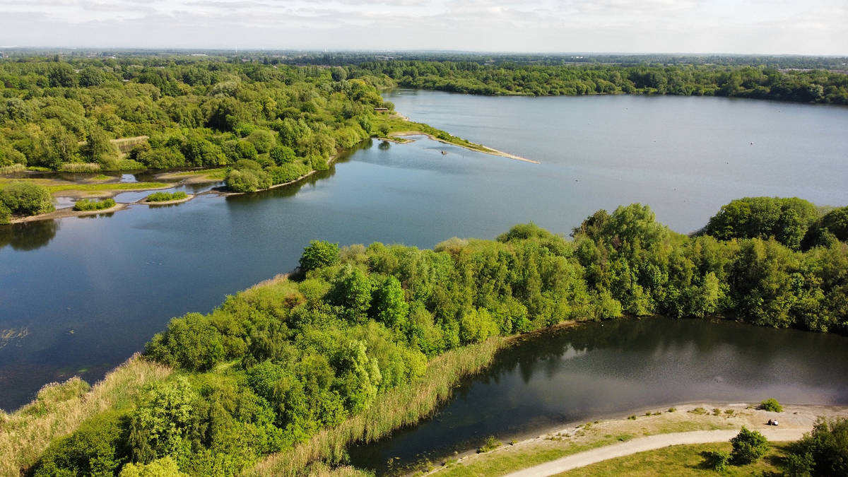 Pennington Flash lakes and reservoirs