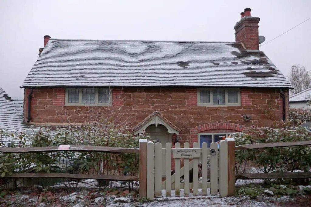The Cottage From ‘The Holiday’ Is Now Available On Airbnb