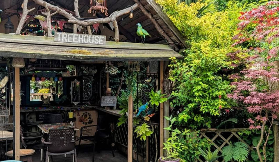 This Hidden Waterfront Cafe And Tea Garden Will Make You Feel Like You&#8217;re In Bali Without Leaving England &#8211; And It&#8217;s Just 25 Minutes From Liverpool