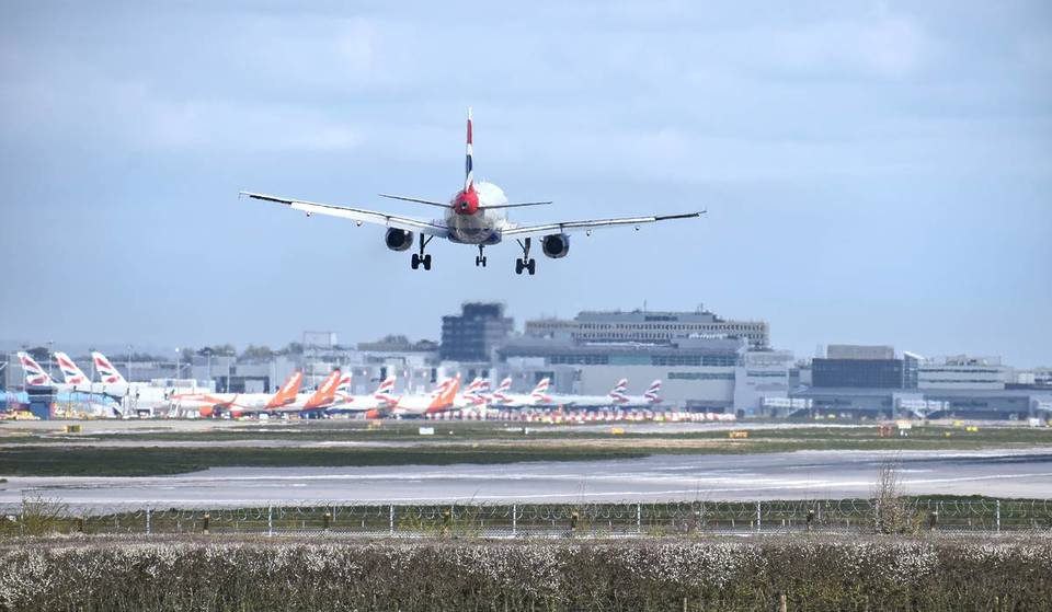 Nationwide UK Air Traffic Control Outage Caused Major Flight Disruptions Today – Everything You Need To Know