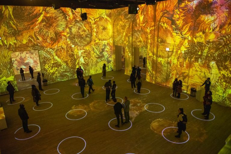 This Mesmerizing �Immersive Van Gogh� Exhibition Has Just