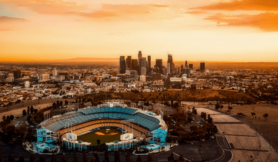 Dodgers-Fans, das ultraseltene Doppel-Trophäen-Fotoerlebnis kommt nach L.A. – und es ist pures Baseball-Glück