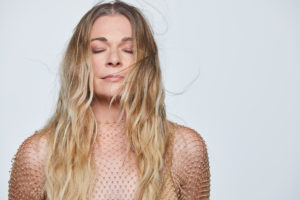 An Intimate Candlelight Concert By LeAnn Rimes Will Light Up L.A.
