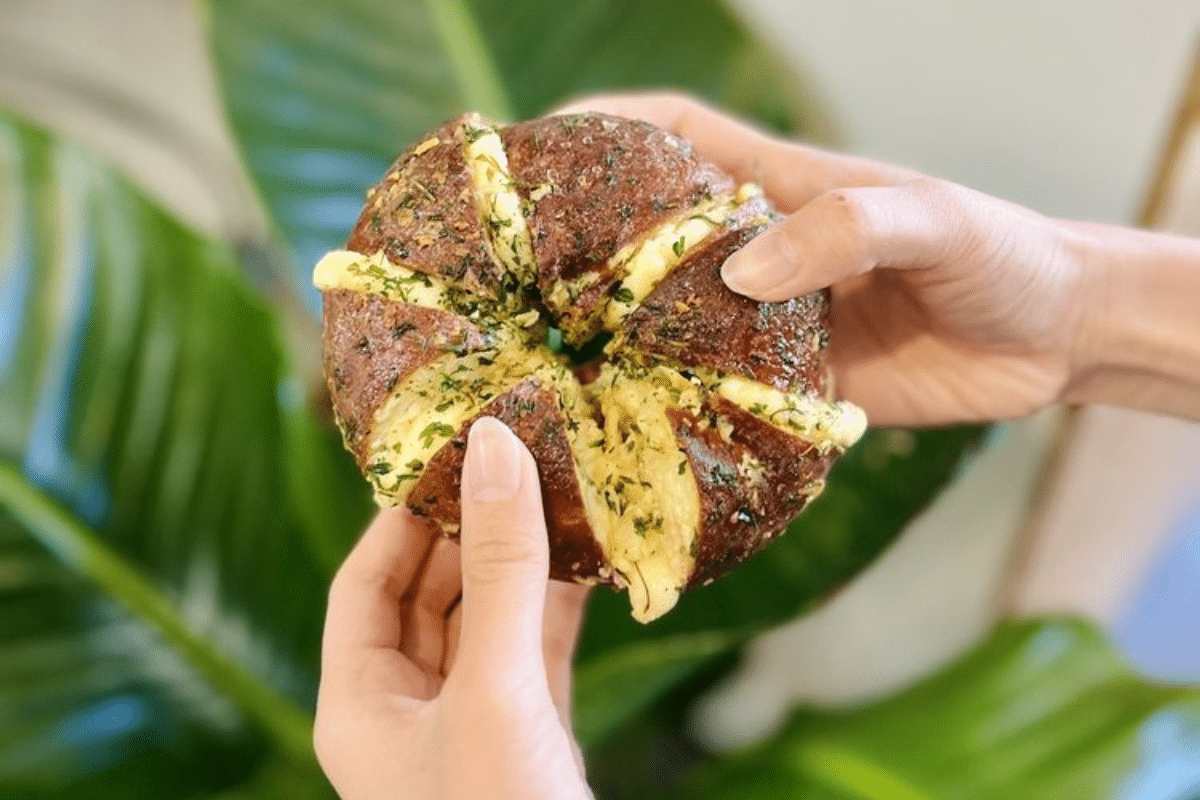 12 Crowd-Favorite Shops For The Best Bagels In Los Angeles