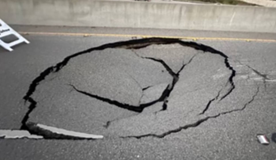 The 405 Freeway Offramp Closure Caused By Massive Sinkhole Has Been Extended