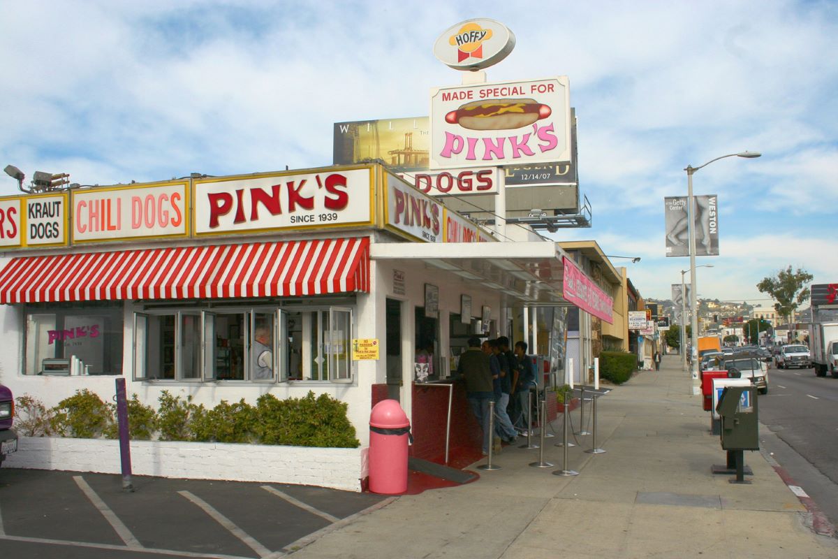 Pinks_Hot_Dogs