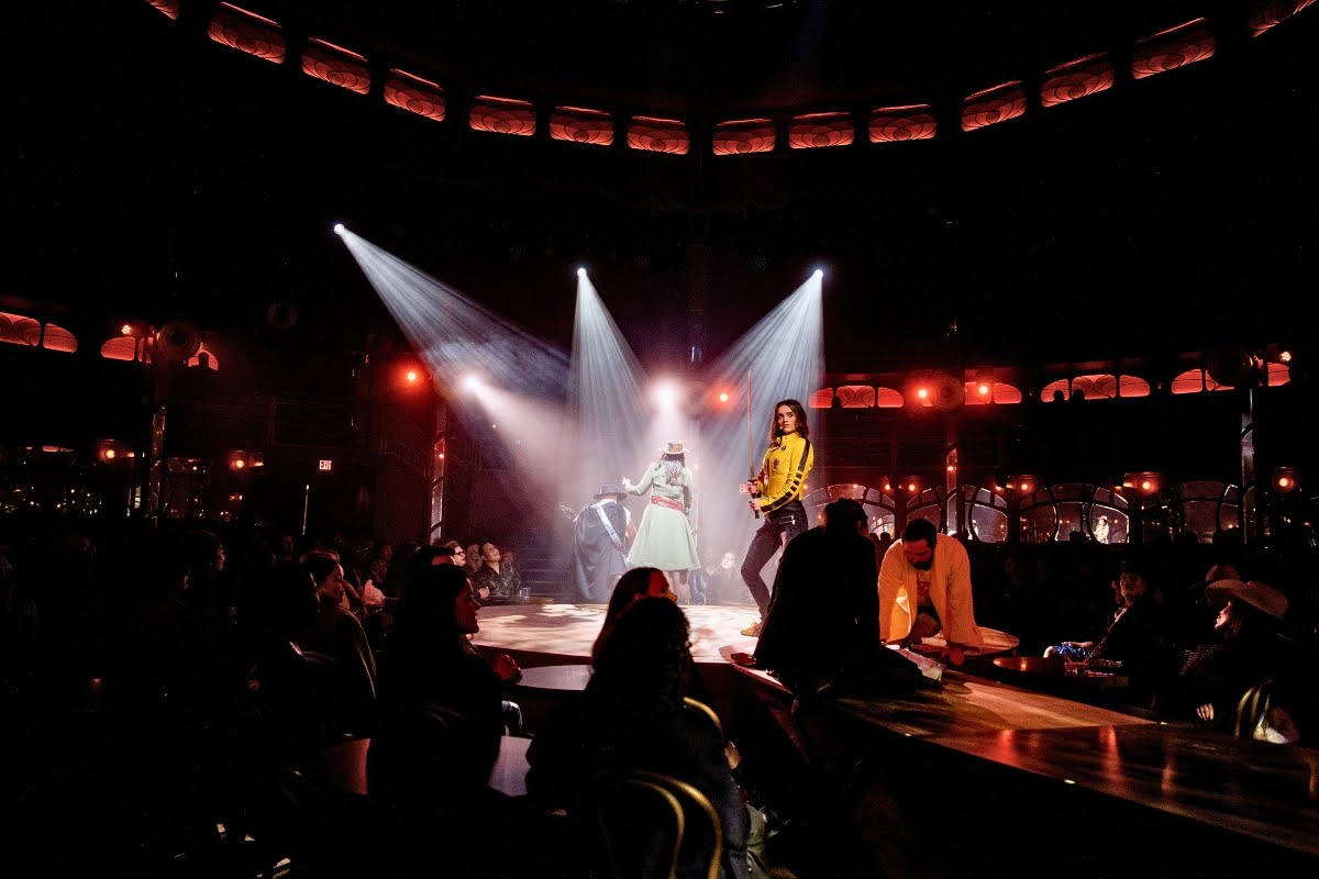 Kill Bill being portrayed at Tarantino Live