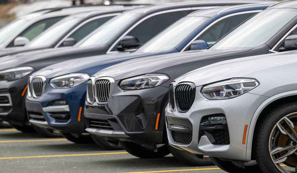 Les frais des concessionnaires automobiles californiens pourraient augmenter de 488 % – Voici le coût supplémentaire que vous pourriez payer pour une nouvelle voiture