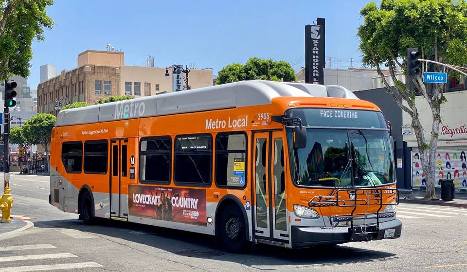 KI-gesteuerte Kameras auf WeHo-Bussen werden ab Juli illegales Parken ins Visier nehmen – Bußgelder ab 293 Dollar