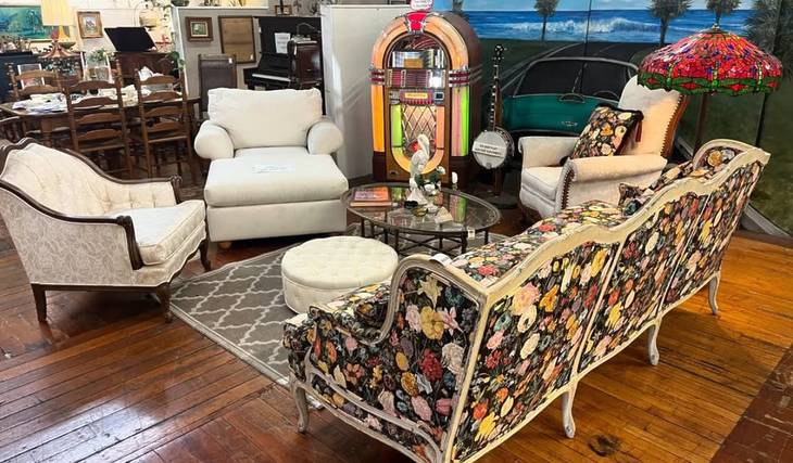 California&#8217;s Biggest Vintage Store Is Right Here In L.A. County — 57,000 Square Feet Of Treasures And Over 40 Years In Business