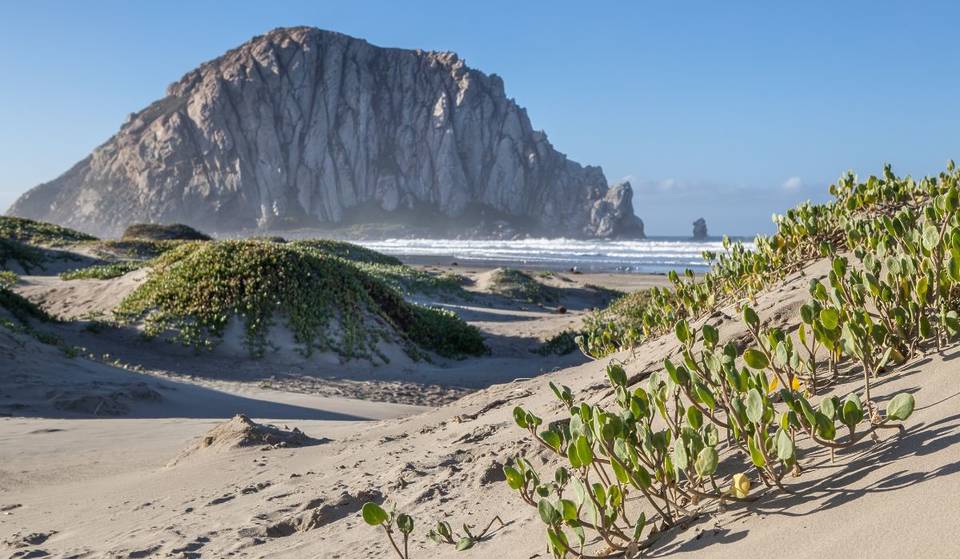 This Surreal Beach 3 Hours From L.A. Is California’s Best State Park For Camping — Famous For Its Rock Views