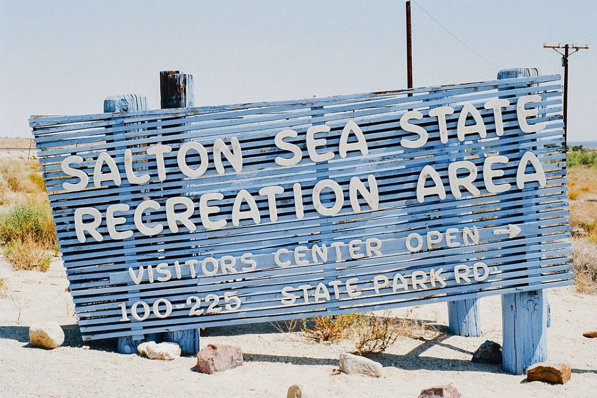 Salton Sea_sign