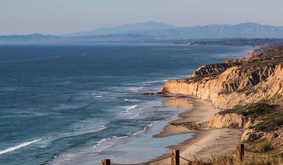 L&rsquo;une des meilleures plages nudistes du monde se trouve à moins de deux heures de Los Angeles et compte parmi les plus grandes des États-Unis.