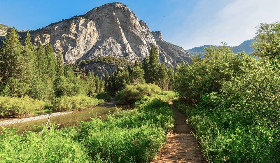 Ce parc national situé à 4 heures de Los Angeles est le « frère perdu » de Yosemite et abrite la montagne la plus haute des 48 États de l&rsquo;Union européenne.