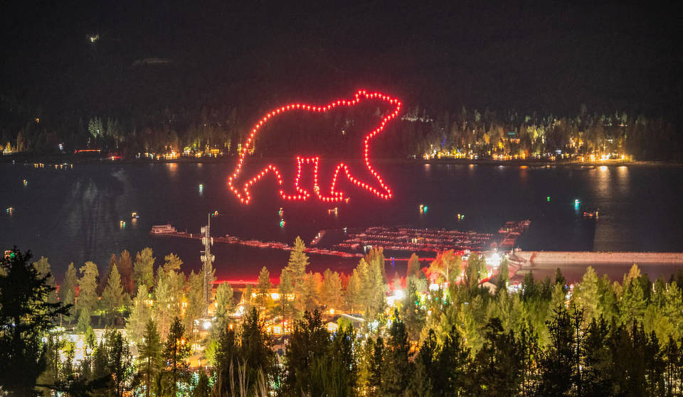 Big Bear Lake veranstaltet eine brillante Drohnenshow und eine beleuchtete Bootsparade an diesem Labor Day-Wochenende
