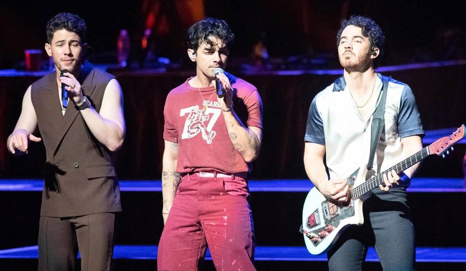 A Jonas Brothers Pop Up Is Headed To L.A. Just Ahead Of Their Intuit Dome Show – Here&#8217;s When &#038; What To Expect