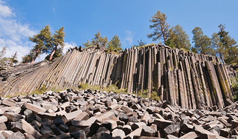 California’s Strangest Rock Formation Features Perfectly Shaped Lava Columns Reaching Up To 60 Feet — Just 5 Hours From L.A.