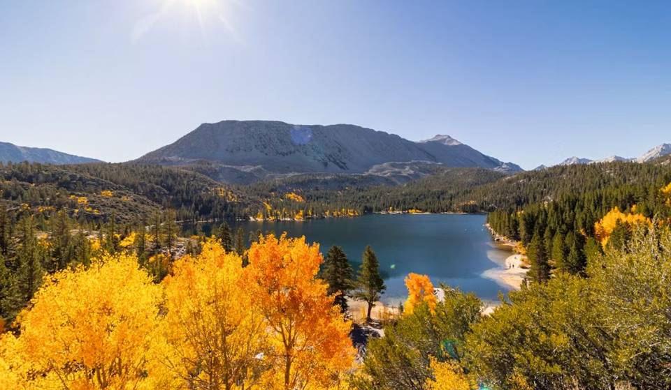 ‘Lake Tahoe’s Little Sister’ Is A Dreamy Alpine Landscape Perfect To Experience Fall Colors — And It’s Less Than 5 Hours From L.A.