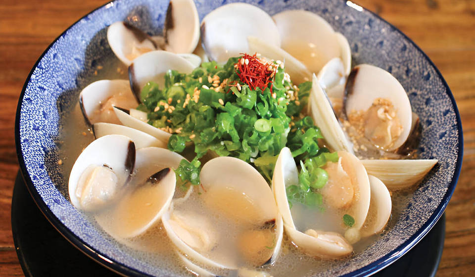 Dieses authentische Dashi-Ramen-Restaurant, das 1885 gegründet wurde, hat gerade einen zweiten Standort in L.A. eröffnet.