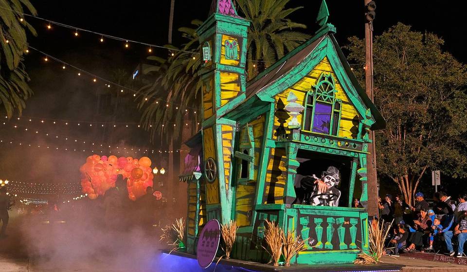 La plus ancienne et la plus effrayante parade d’Halloween de Californie revient ce mois-ci à quelques minutes de Los Angeles – Babe Ruth en fut le premier grand maréchal.
