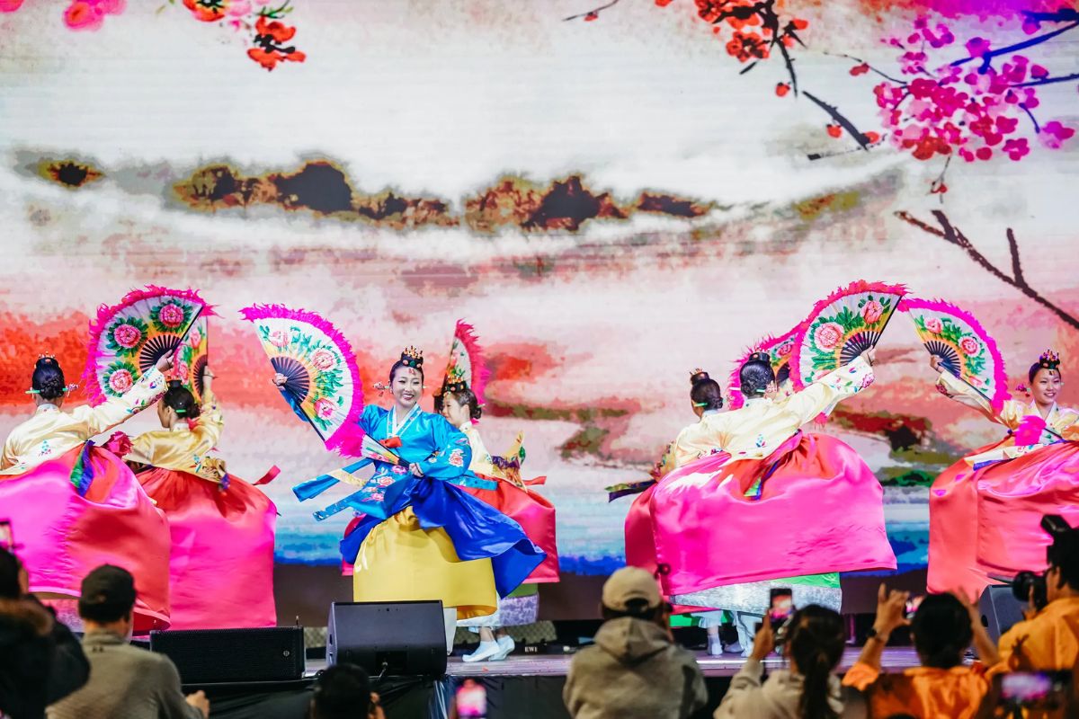 The Largest Korean Festival In The U.S. Is Taking Over Los Angeles Next Week — With Free Admission