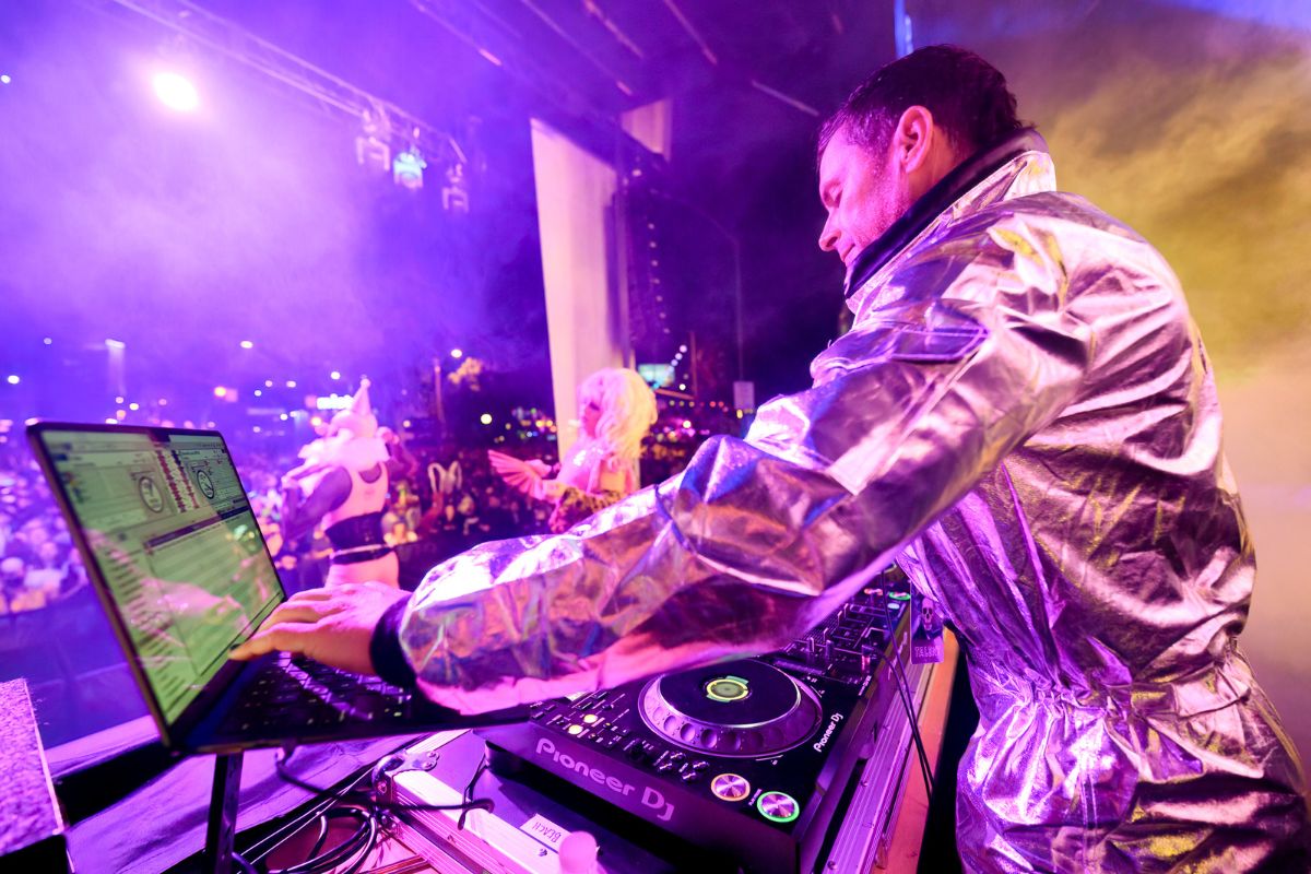 WeHo Halloween Carnaval_DJ