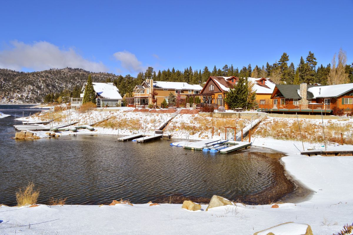 Big Bear Lake. Credit: Divanov via Shutterstock.