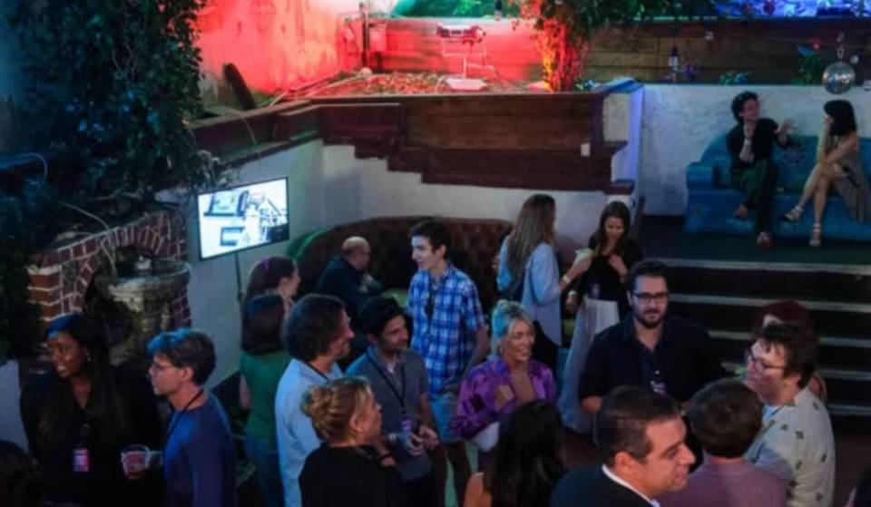 Entdecken Sie lokales Indie-Kino: Kostenlose monatliche Kurzfilmvorführungen in Silver Lake