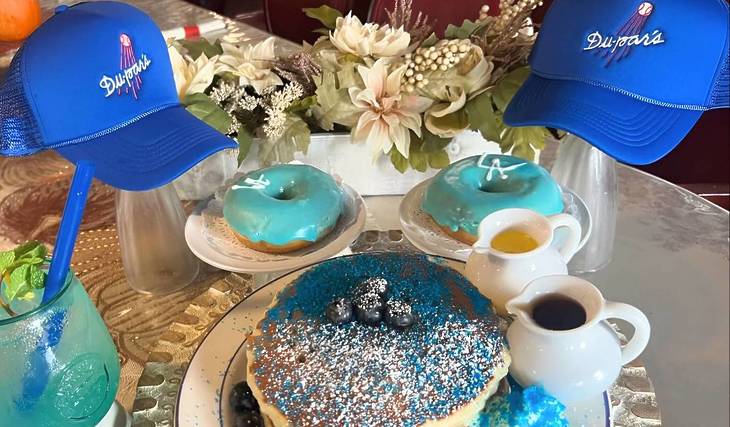 Estos bares y restaurantes de Los Ángeles ofrecen ofertas especiales de los Dodgers para la Serie Mundial