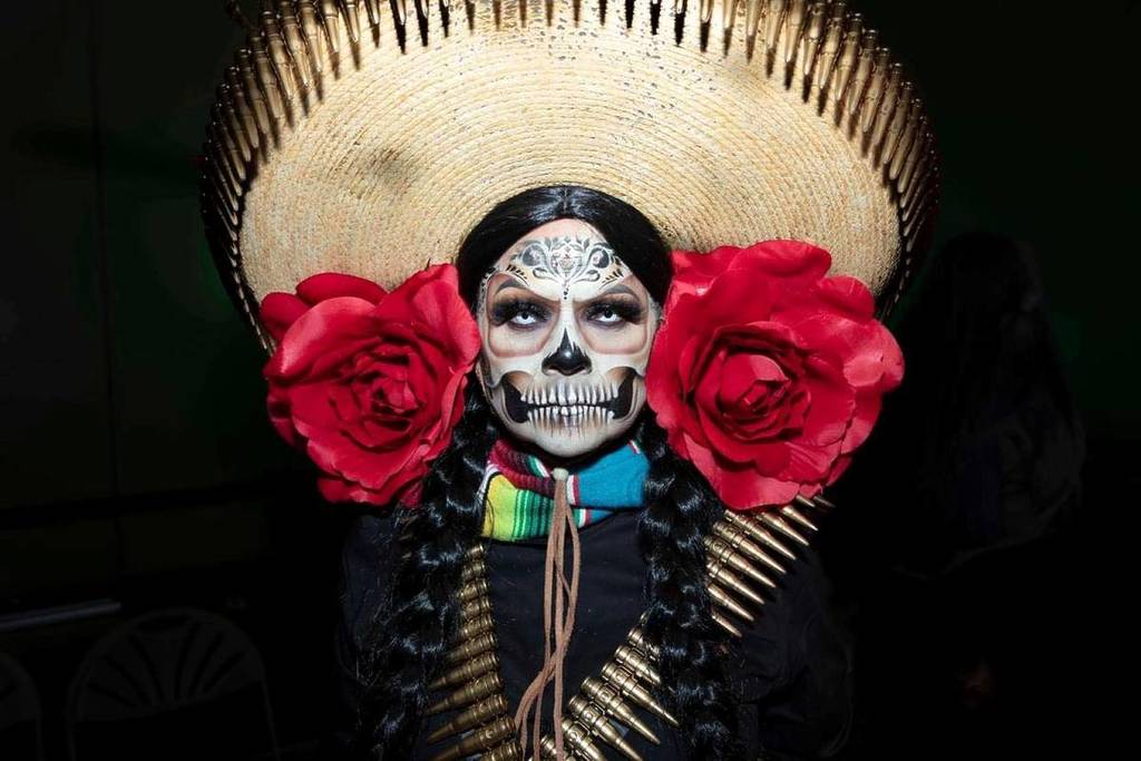 Celebrate Life, Art, &#038; Tradition At Paramount Swap Meet’s First-Ever Día De Los Muertos Festival