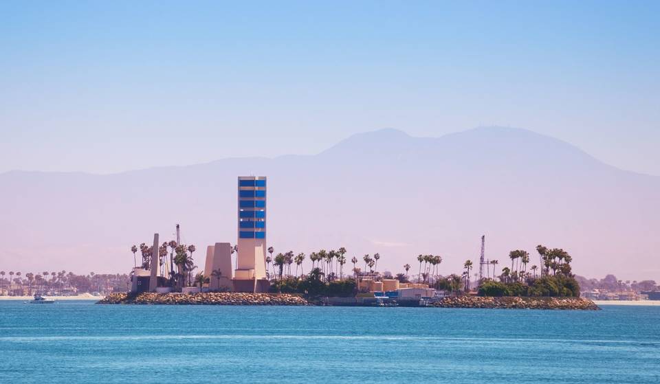 Dieses Stück der Küstenlinie von Long Beach verbirgt die „ästhetischste Ölbohrinsel der Welt“ – und die meisten Menschen haben keine Ahnung