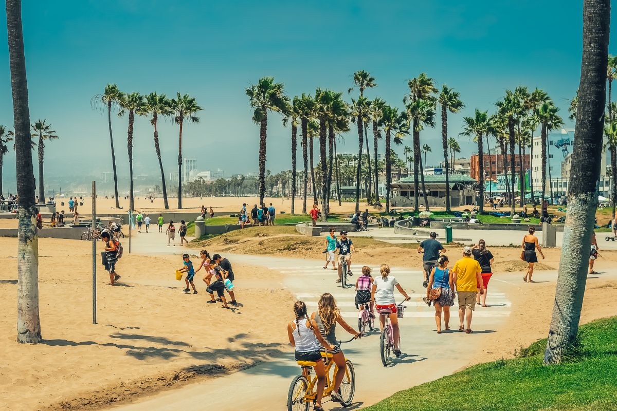 These Are The Top 3 Neighborhoods To Live In L.A., According To Locals — Housing Costs And Why They’re Popular