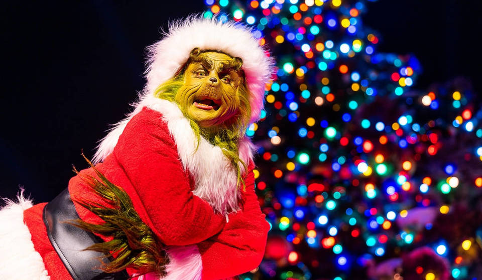 El Grinch vuelve a Universal Studios y revela cuál es la peor autopista de Los Ángeles [Exclusiva]…