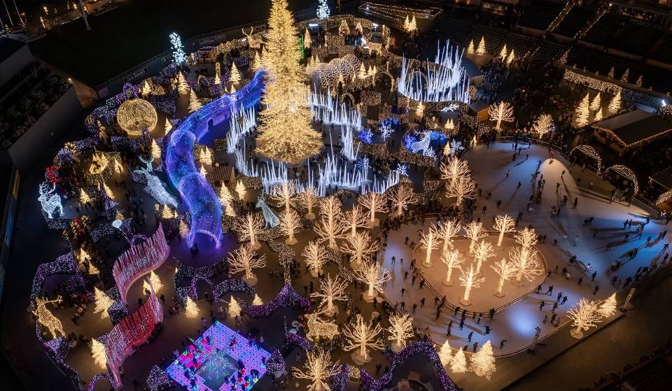 Le comté de Los Angeles abrite le plus grand labyrinthe de lumières de Noël du monde, qui s&rsquo;étend sur 10 hectares et comprend une patinoire.