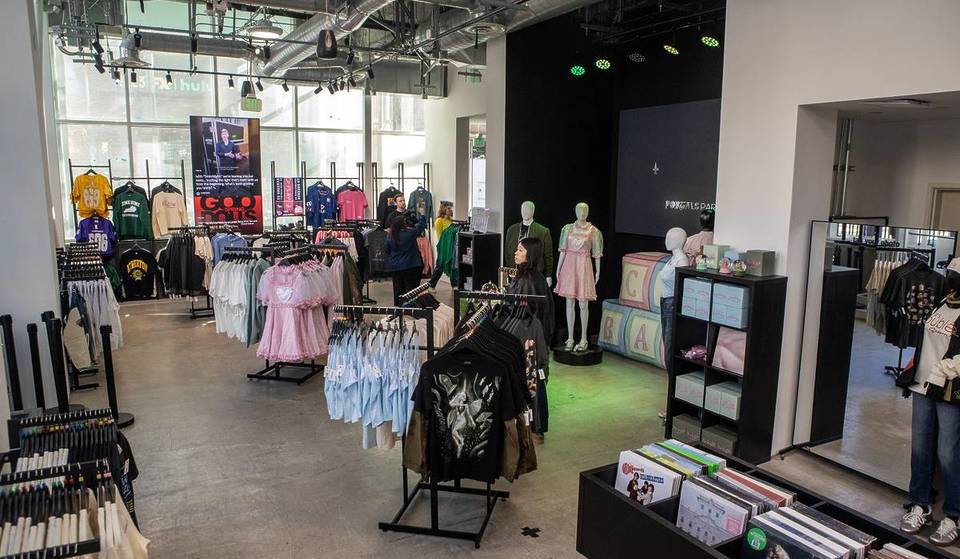 A Massive Holiday Music Pop-Up Is Taking Over Hollywood With Exclusive Drops From My Chemical Romance, Fleetwood Mac, Grateful Dead, & More