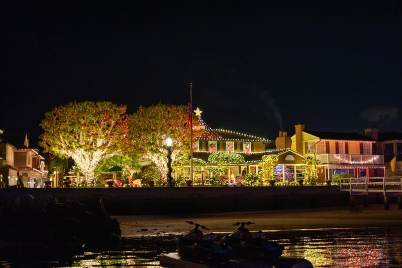 Newport beach Balboa Island Christmas lights