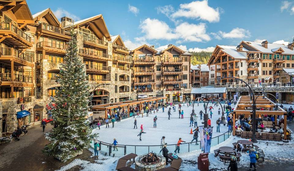 Este pueblo alpino de California parece sacado de una película de Hallmark, y es el tercero más nevado de EE.UU.