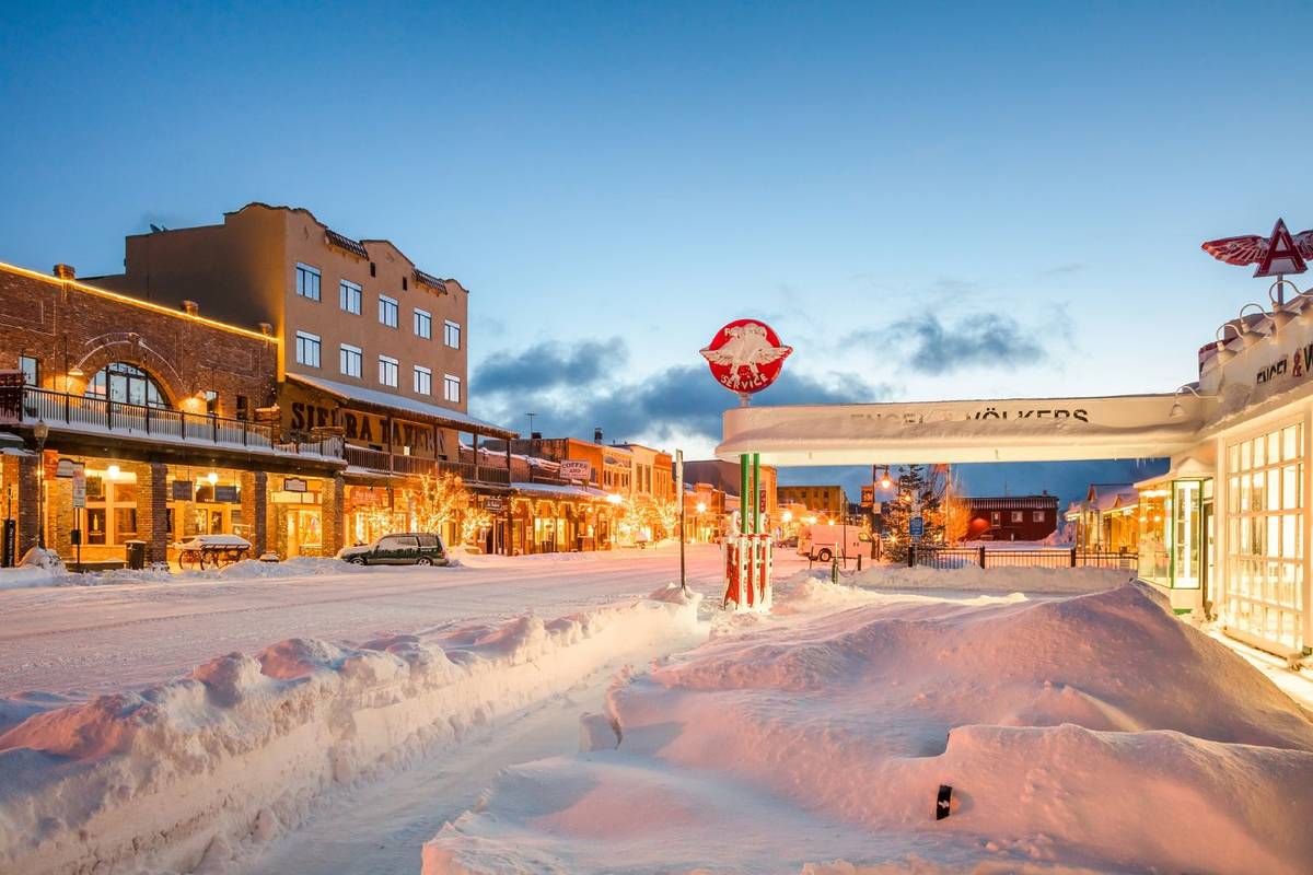 This Charming California Mountain Town Is The 5th Most Hallmark-Like Christmas Town In America