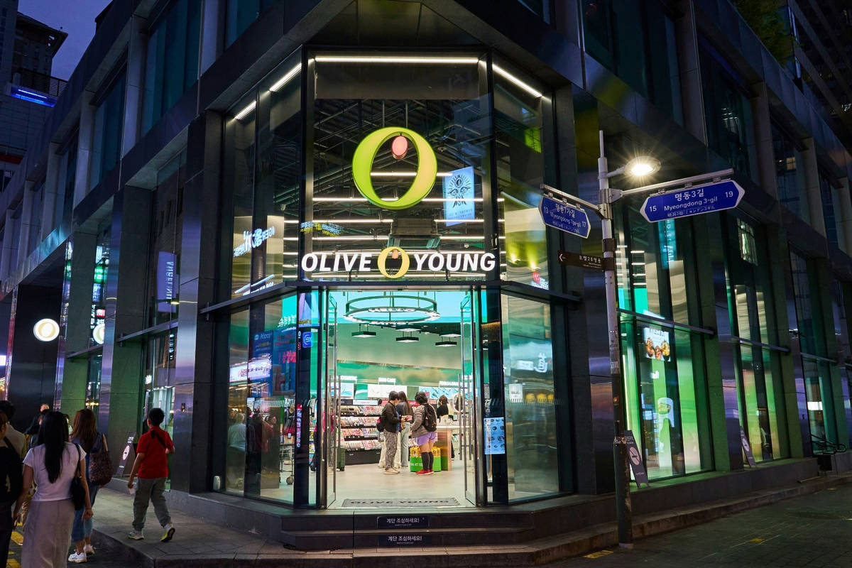 Korea’s Largest Beauty Retailer Is Opening Its First U.S. Stores In Los Angeles – Here’s Where To Find Olive Young