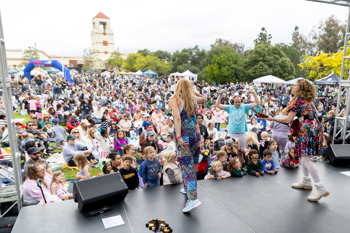 Kids listen to music & take part in activities at the Great Big Family Play Day