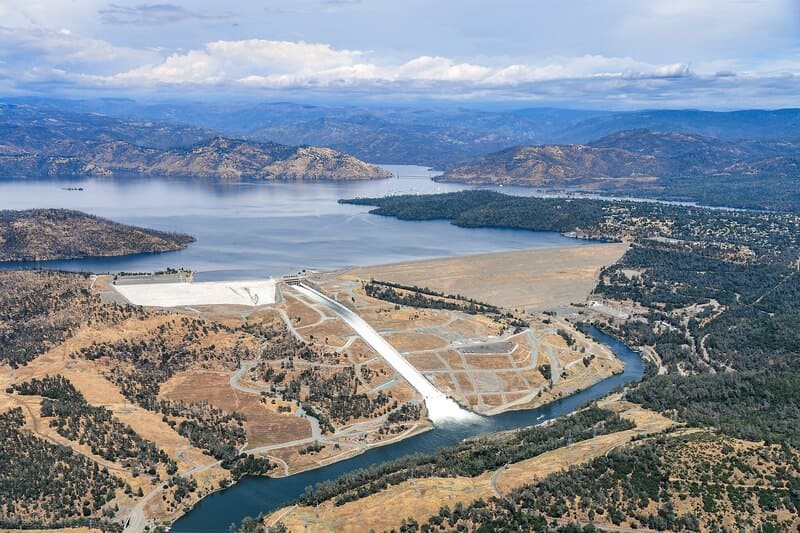 Oroville California dam