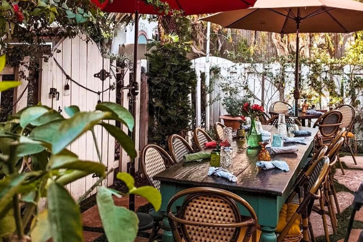 This SoCal City 2 Hours From L.A., Is Home To One Of The Most Romantic Restaurants In The U.S.