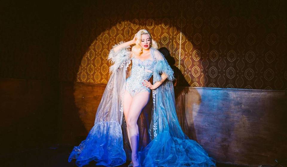 A Brand-New Cabaret Show Brings Vintage Glamour &amp; A Touch Of Magic To This Hidden L.A. Lounge