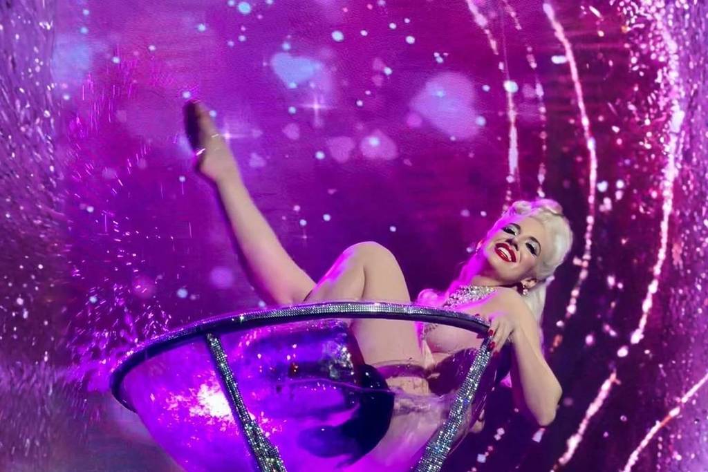 Beauty of Burlesque-Darstellerin