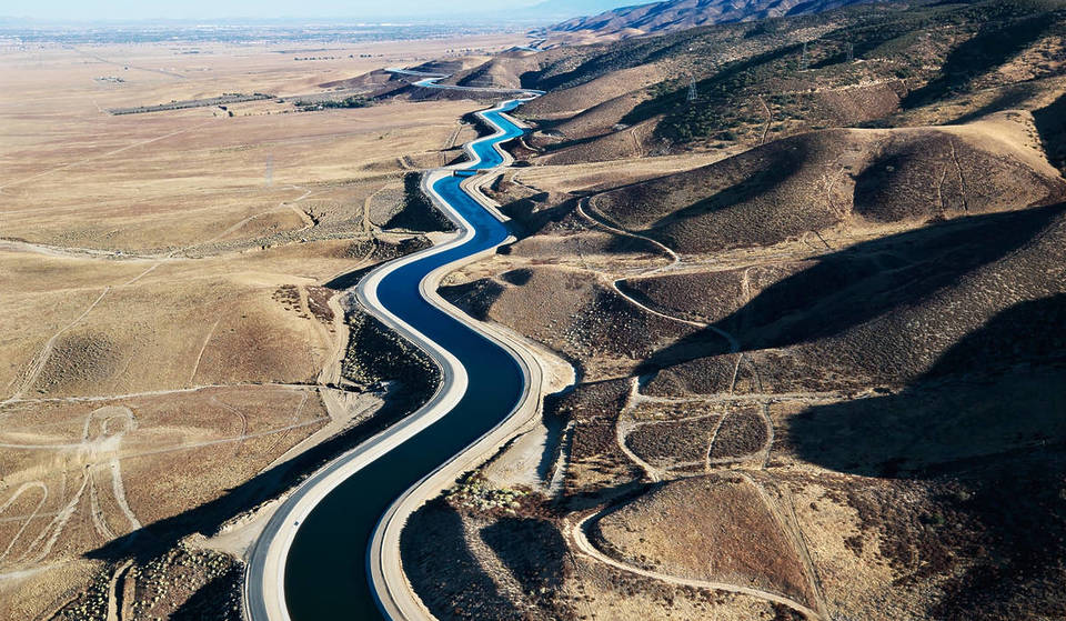 ‚Eines der beeindruckendsten und umstrittensten Ingenieursprojekte der amerikanischen Geschichte:‘ Die dunkle Geschichte des 300 Meilen langen Los Angeles Aqueduct